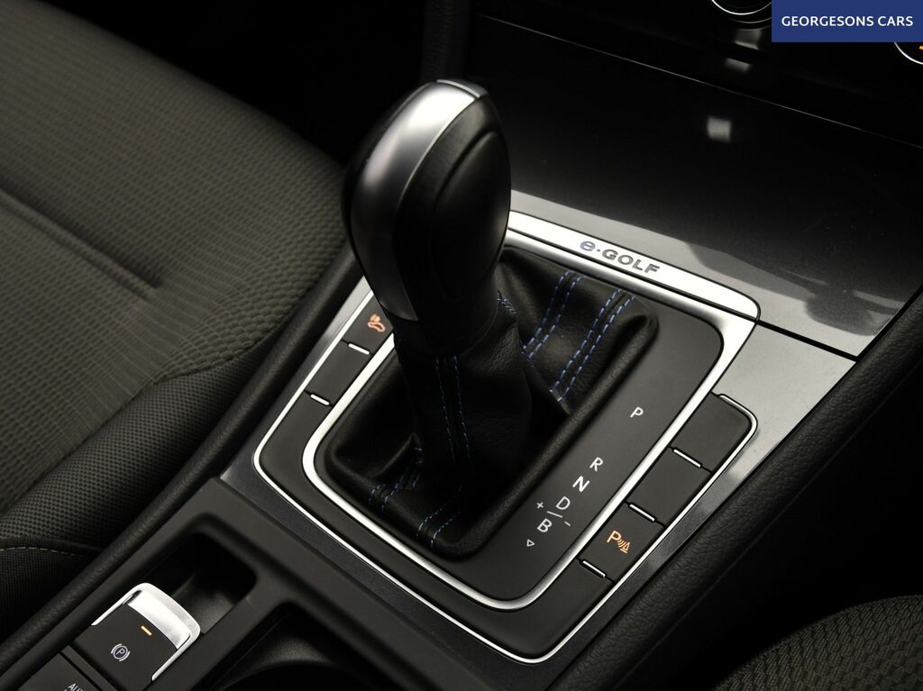 Volkswagen e-Golf 99Kw E-golf 35Kwh Black #22
