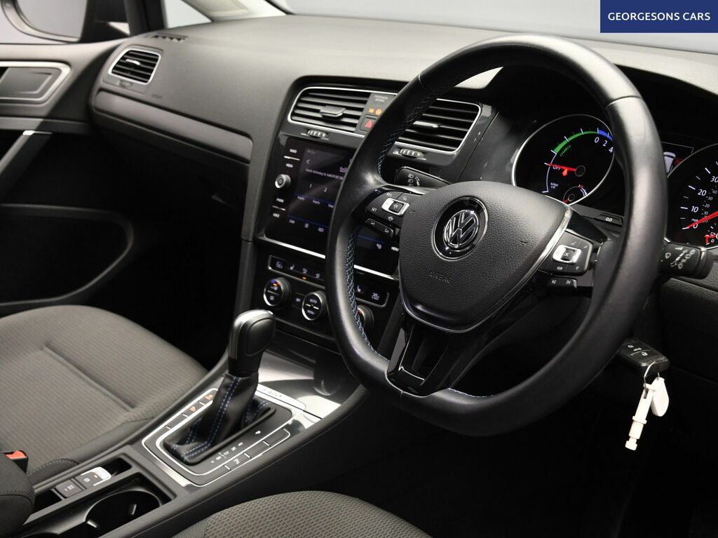 Volkswagen e-Golf 99Kw E-golf 35Kwh Black #11