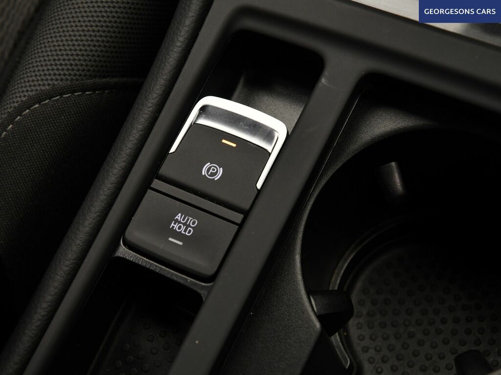 Volkswagen e-Golf 99Kw E-golf 35Kwh Black #23