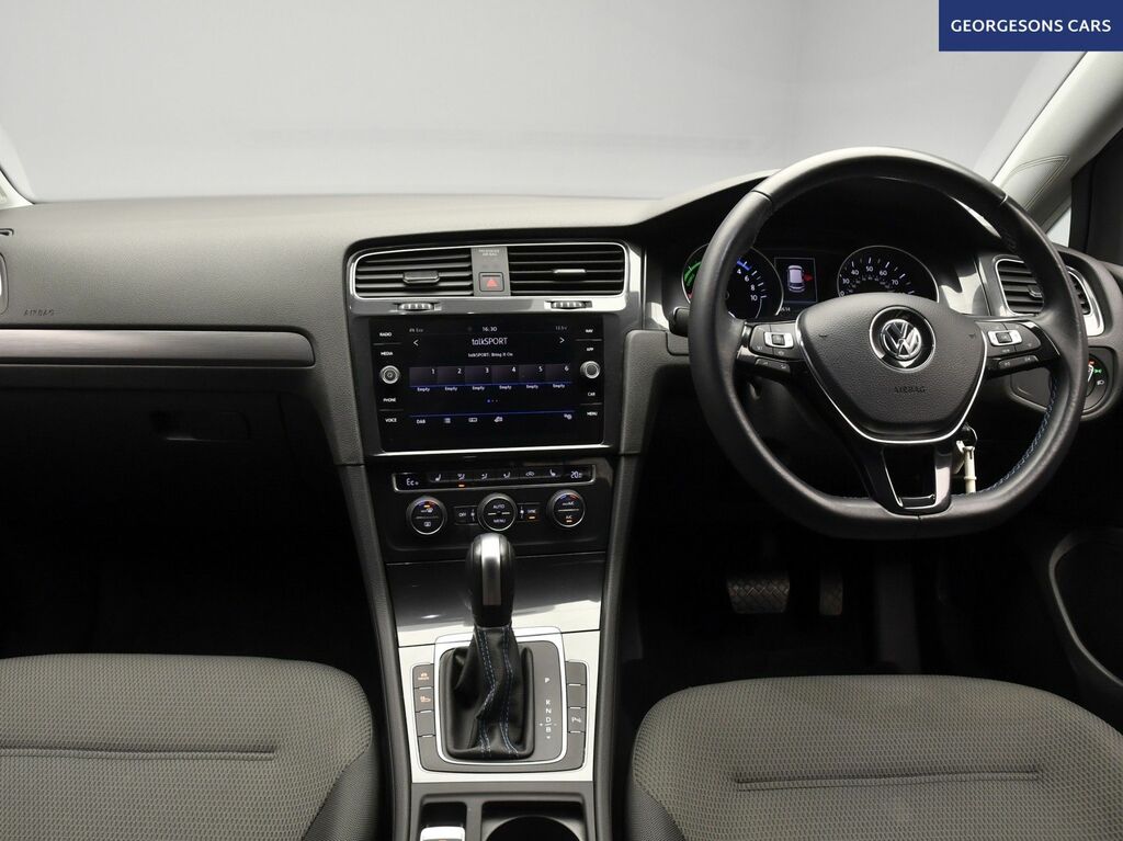 Volkswagen e-Golf 99Kw E-golf 35Kwh Black #12