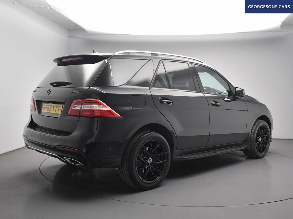 Mercedes-Benz M Class Ml250 Bluetec Amg Sport Black #6