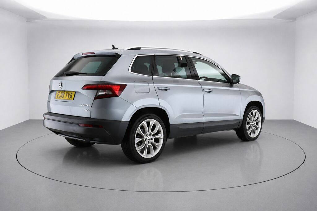 Skoda Karoq Tsi Act Edition Suv Grey #3
