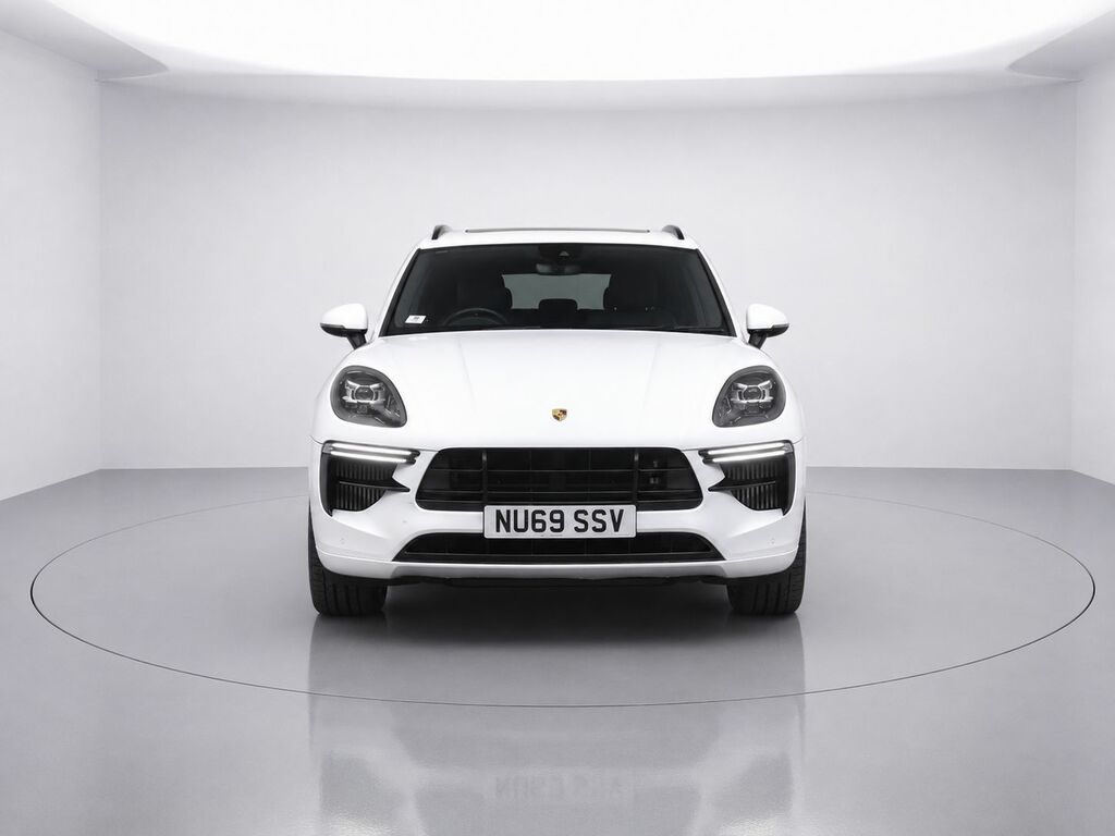 Porsche Macan V6 Turbo Suv White