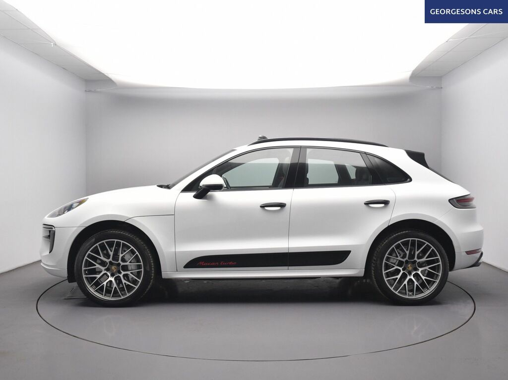 Porsche Macan V6 Turbo Suv White #2