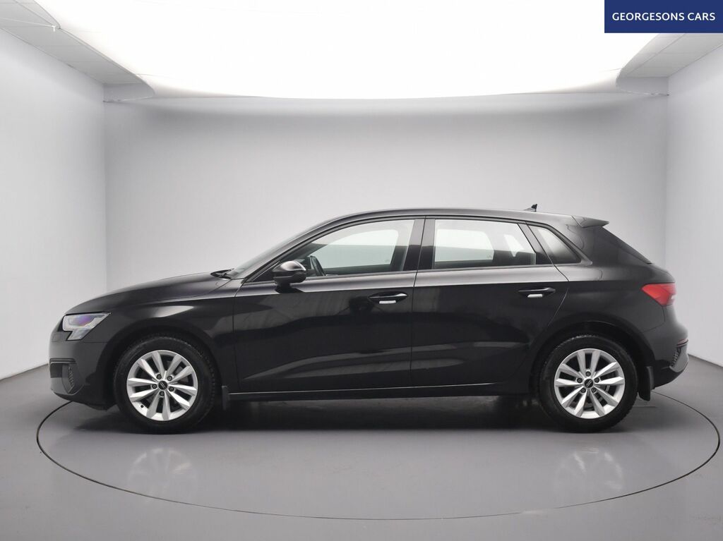 Audi A3 Tfsi 30 Technik Sportback Black #2