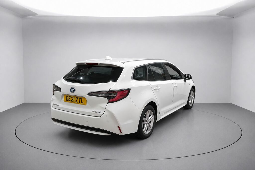 Toyota Corolla Vvt-h Gpf Icon Tech DE21ZTL White #2