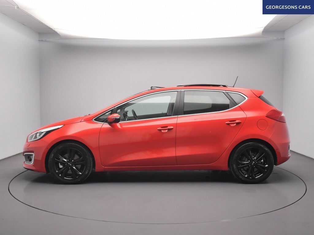 Kia Ceed Crdi 4 Tech Hatchback Red #2