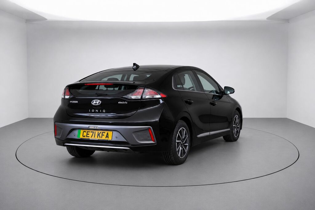 Hyundai Ioniq Premium Hatchback Black #2