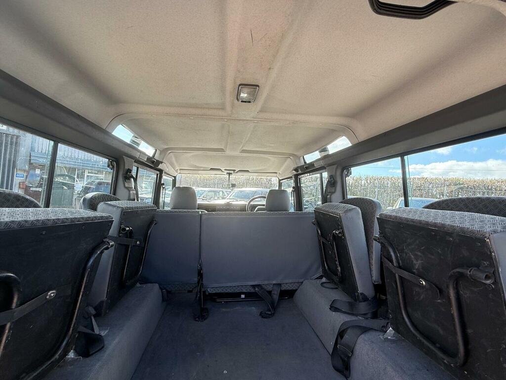 Land Rover Defender 110 2.5 Td5 Mwb White #17