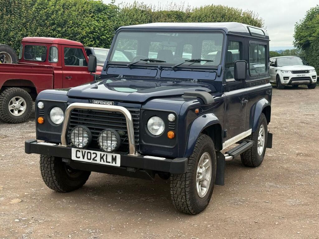Land Rover Defender 90 90 Td5 County Hard Black #26
