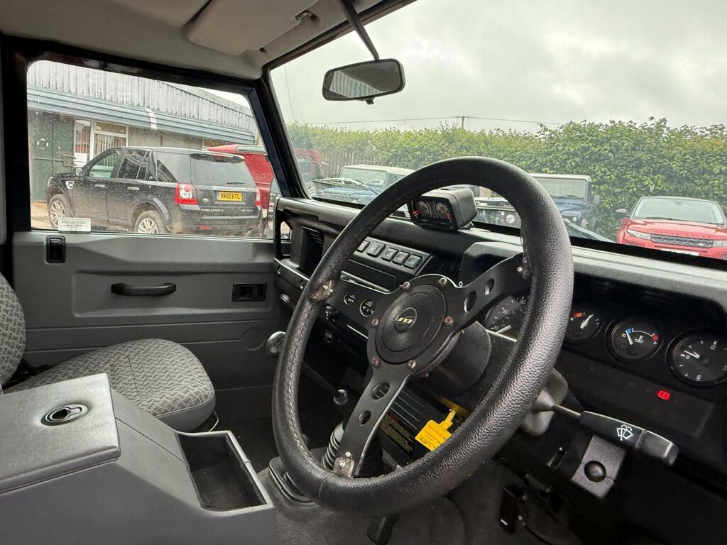 Land Rover Defender 90 90 Td5 County Hard Black #12