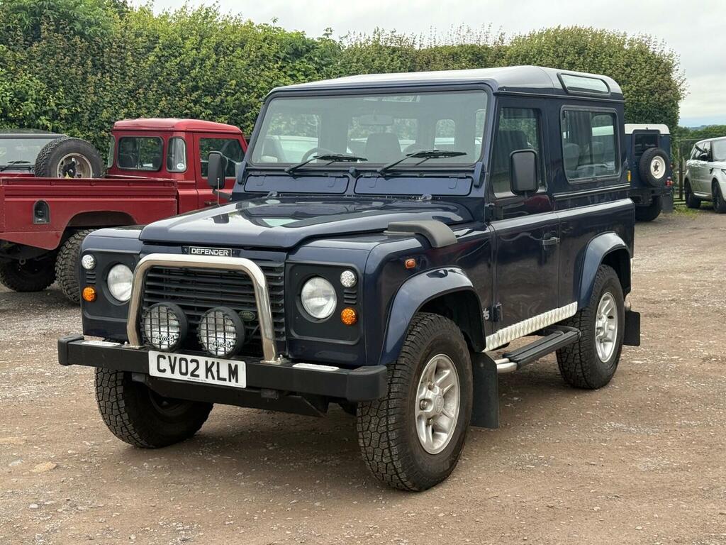 Land Rover Defender 90 90 Td5 County Hard Black #25