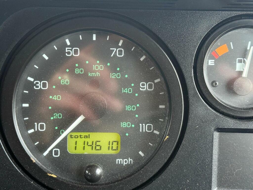 Land Rover Defender 90 90 Td5 County Hard Black #35