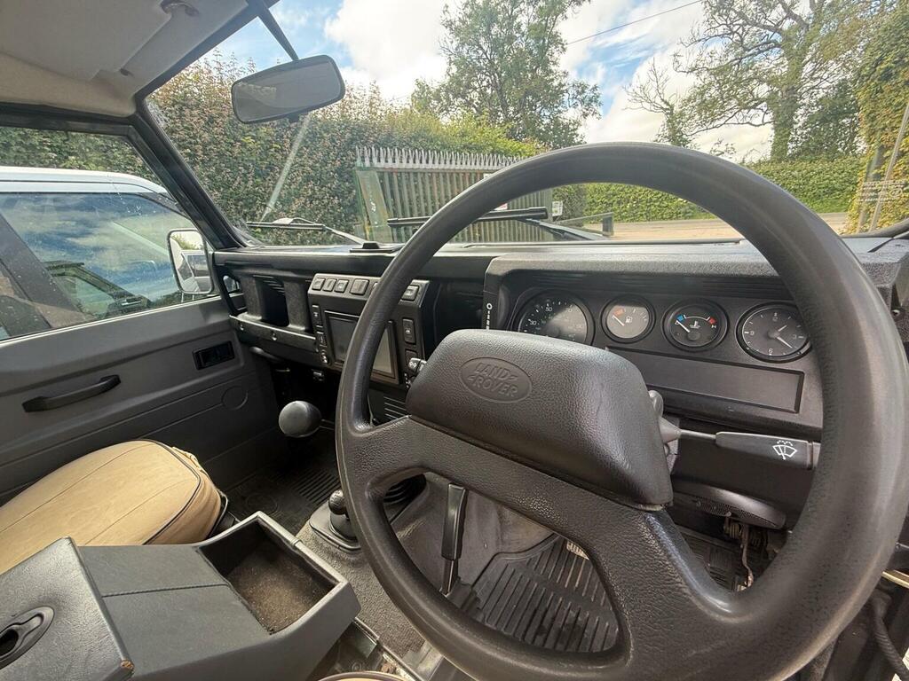 Land Rover Defender 90 90 Td5 Green #27