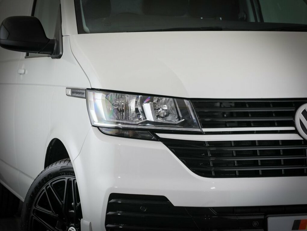Volkswagen Transporter 2L Startline FG21VWR White #2