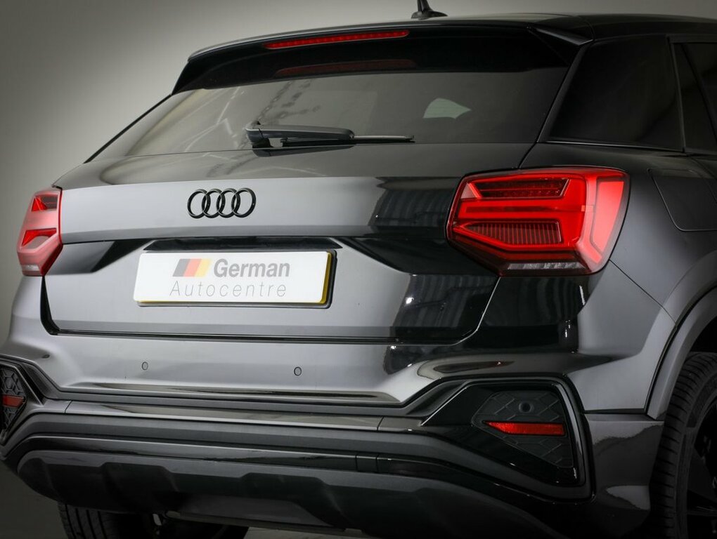 Audi Q2 1.5L S Line EA73VXM Black #5