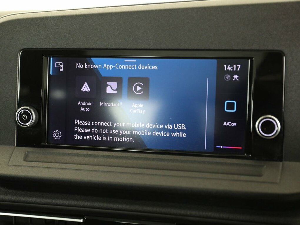 Volkswagen Caddy Maxi Life 1.5L Null Silver #28