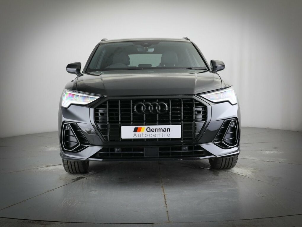 Audi Q3 Suv SL22UFP Black #4