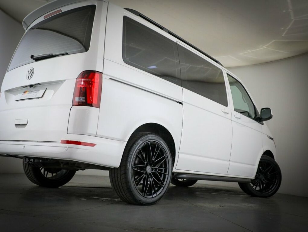 Volkswagen Transporter Shuttle 2L S White #4