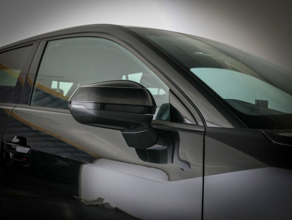 Audi Q2 1.5L S Line Black #6