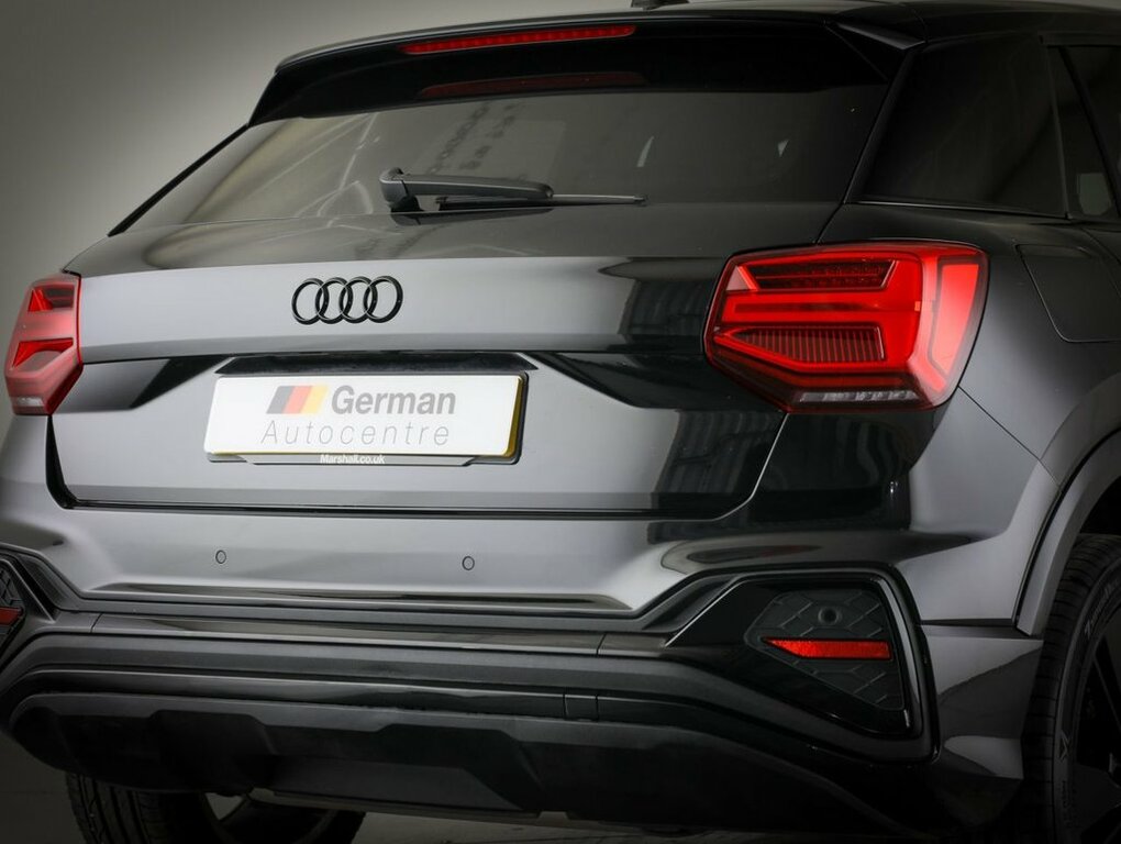 Audi Q2 1.5L S Line Black #5