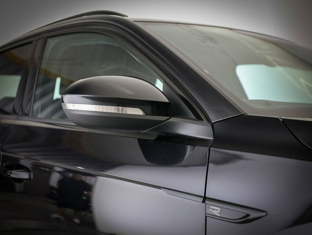 Volkswagen T-Roc 2L R-line Black #6