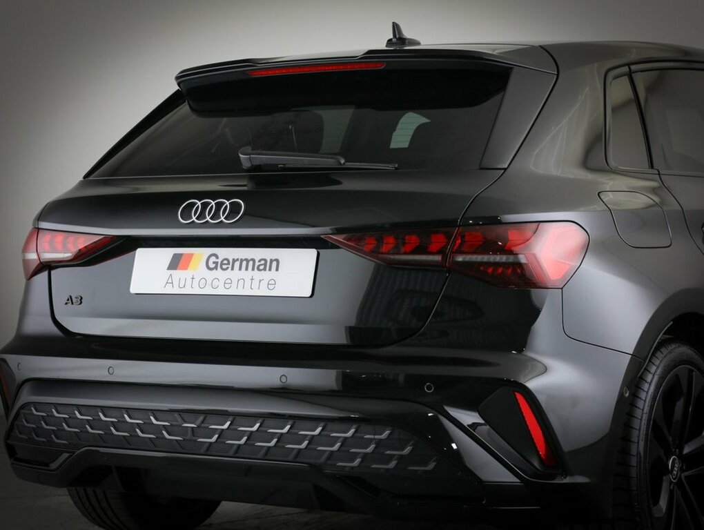 Audi A3 1.5L S Line Black #5
