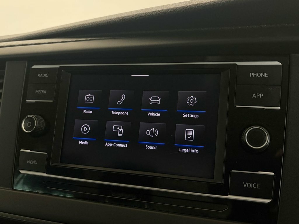 Volkswagen Transporter Shuttle Tdi Se Black #32