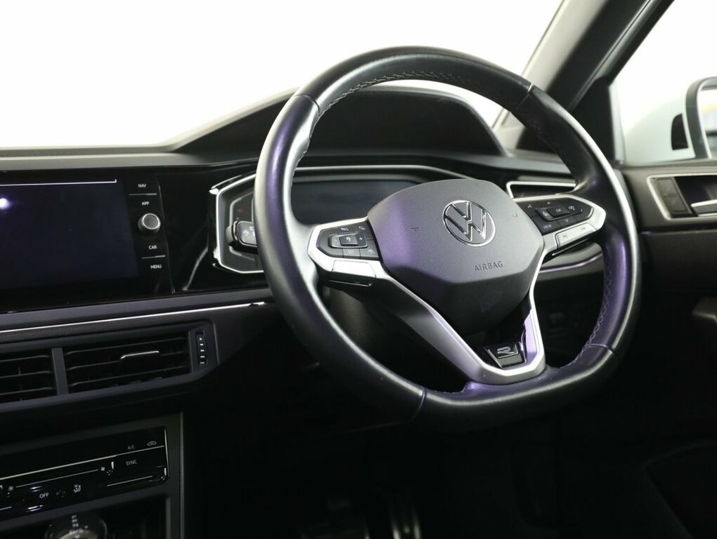Volkswagen Taigo R-line Grey #36