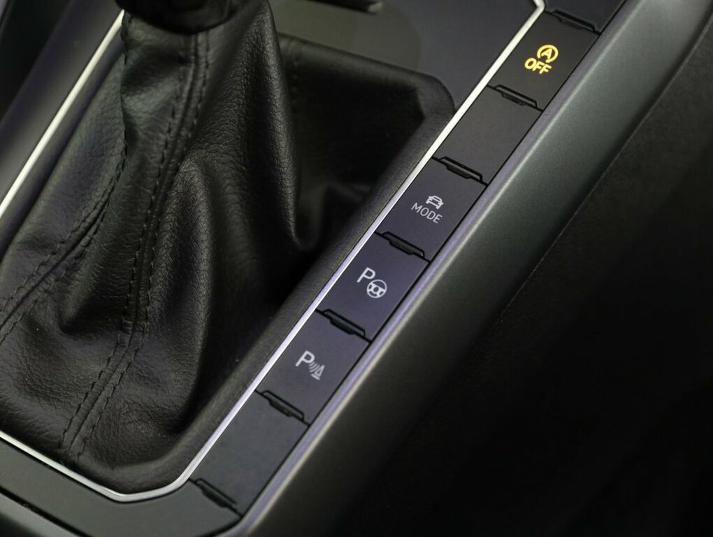 Volkswagen Taigo R-line Grey #31