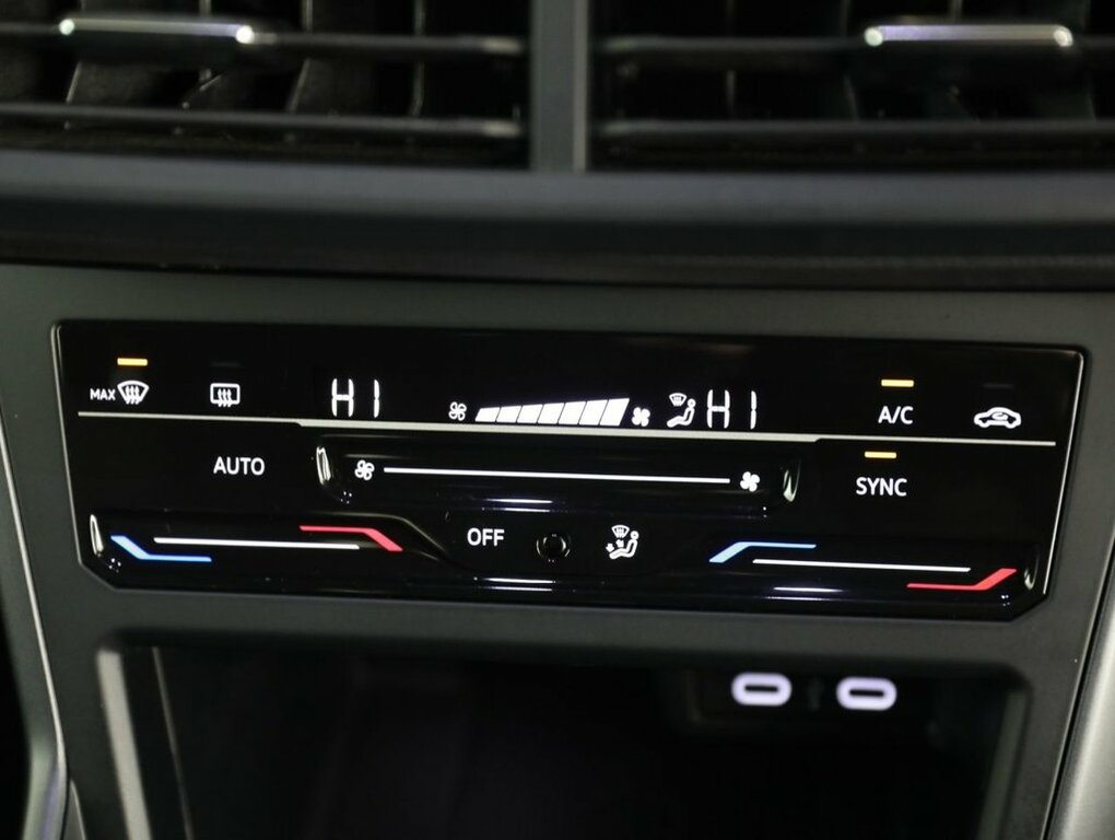 Volkswagen Taigo R-line Grey #32