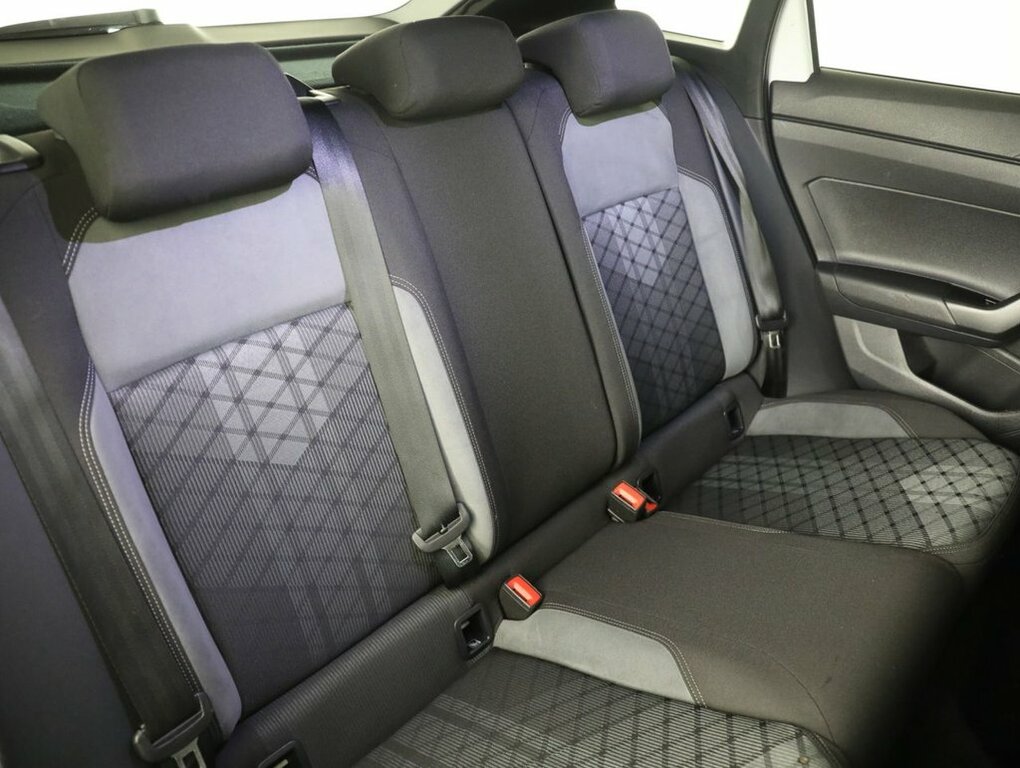 Volkswagen Taigo R-line Grey #39