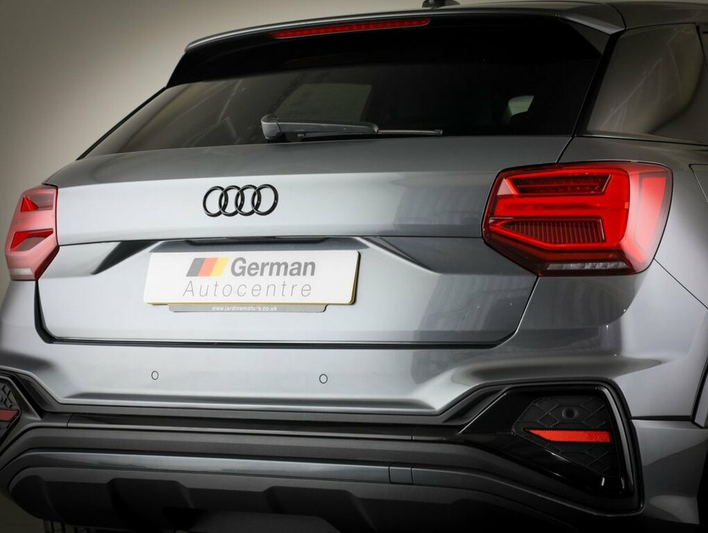 Audi Q2 1.5L S Line Grey #5
