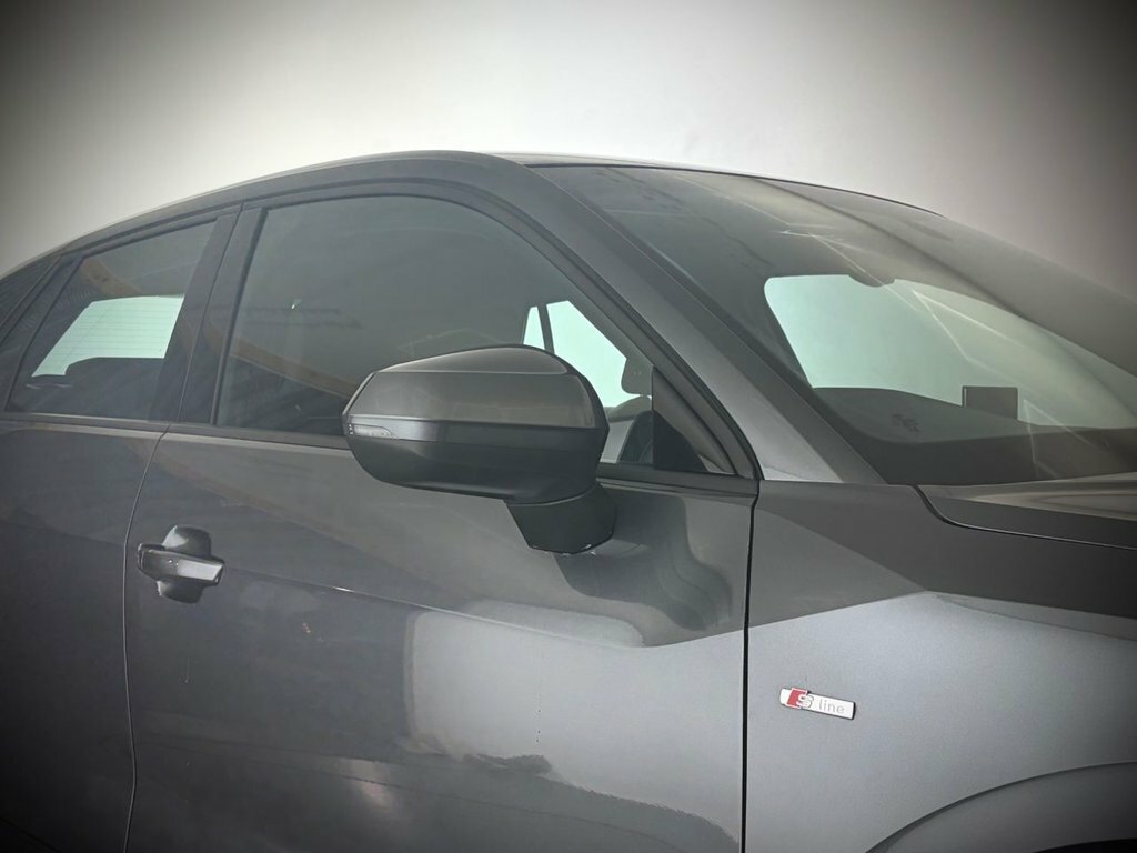 Audi Q2 1.5L S Line Grey #6