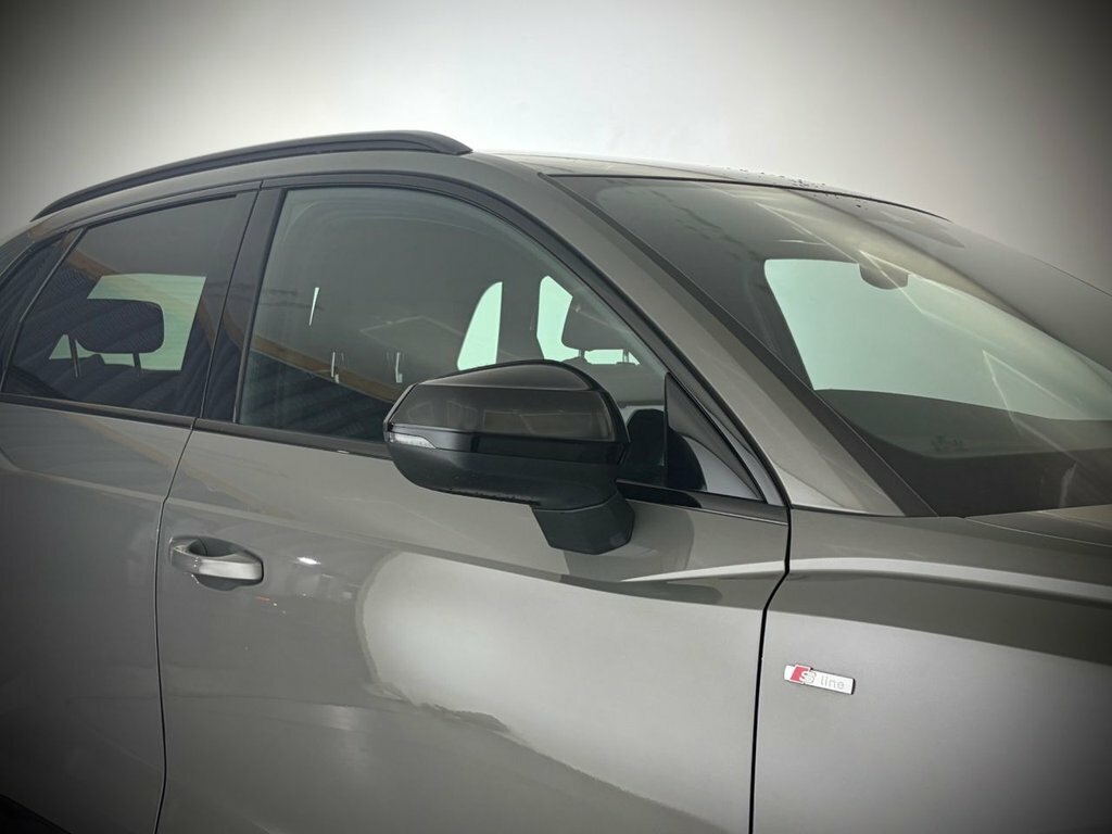 Audi Q3 1.5L Black Edition Grey #6
