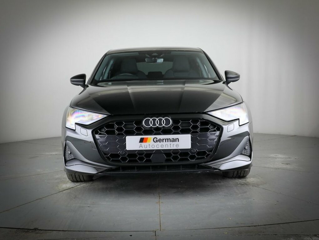 Audi A3 1.5L Sport Black #4