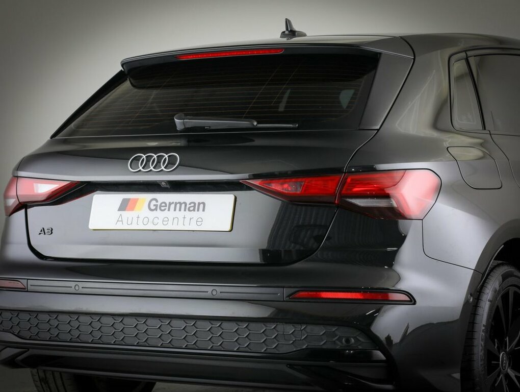 Audi A3 1.5L Sport Black #5