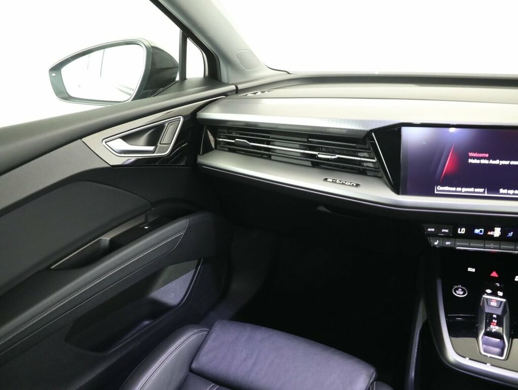 Audi Q4 E Tron Q4 210Kw 45 82Kwh S Line Leathertech Pa Black #39