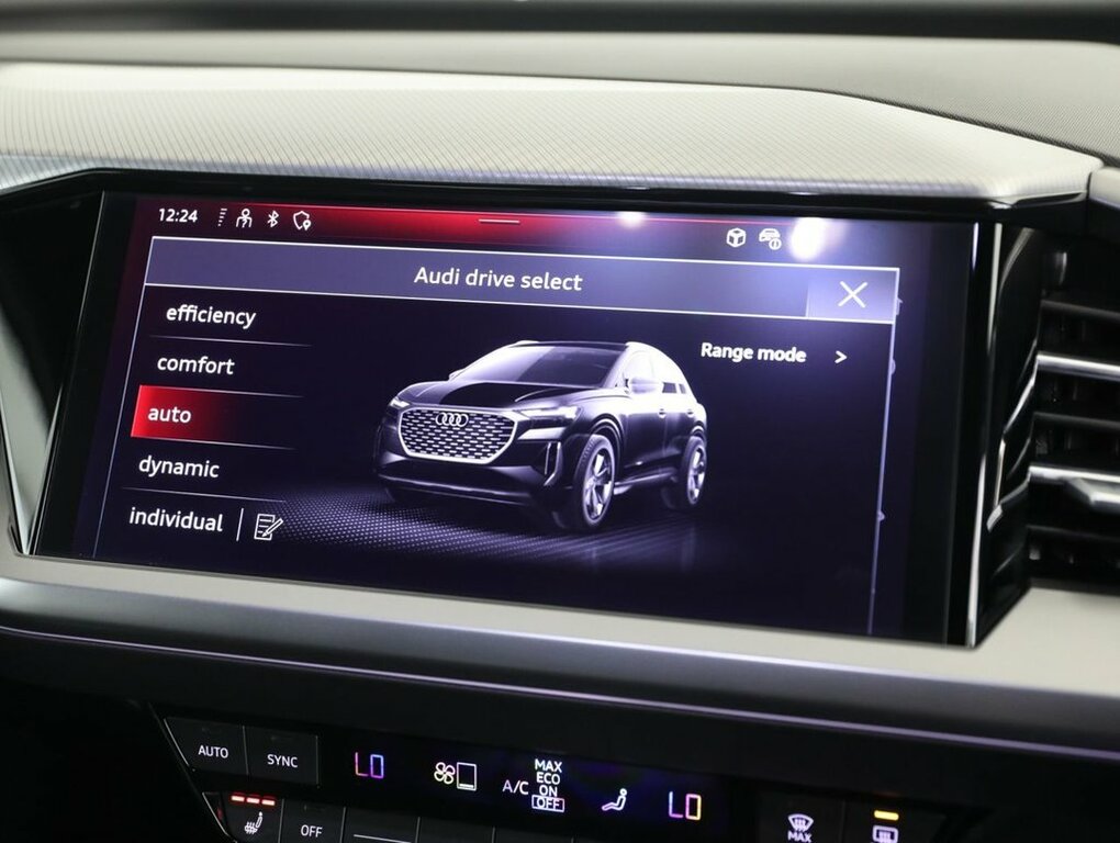 Audi Q4 E Tron Q4 210Kw 45 82Kwh S Line Leathertech Pa Black #45