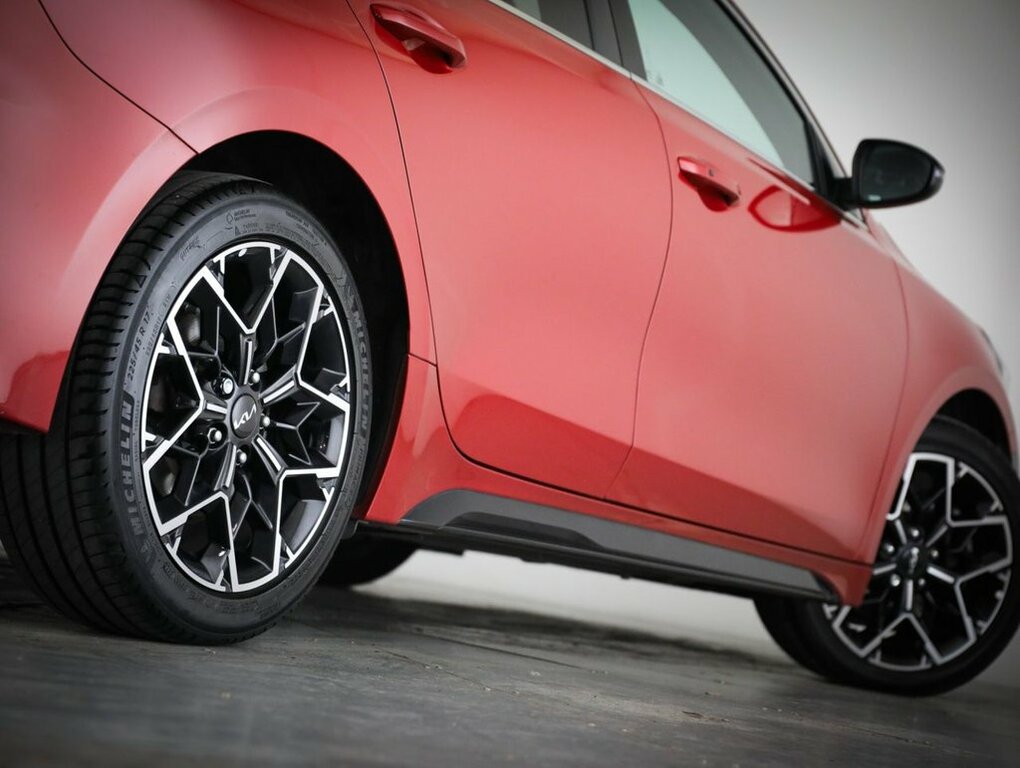 Kia Proceed Gt Orange #7