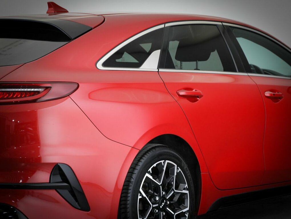 Kia Proceed 1.5L Gt-line Red #6