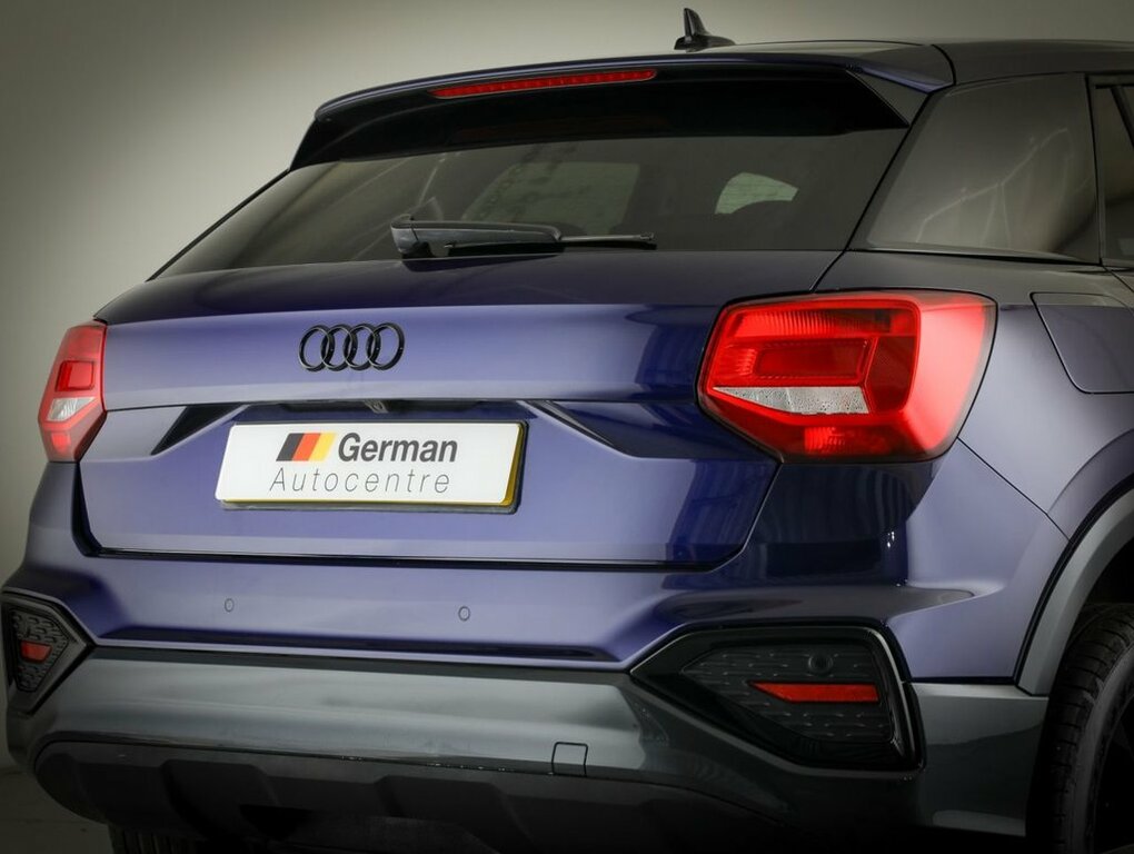 Audi Q2 1.5L Sport Blue #5