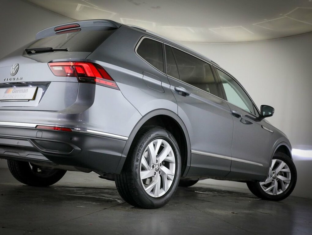 Volkswagen Tiguan Allspace 1.5L Life Grey #6