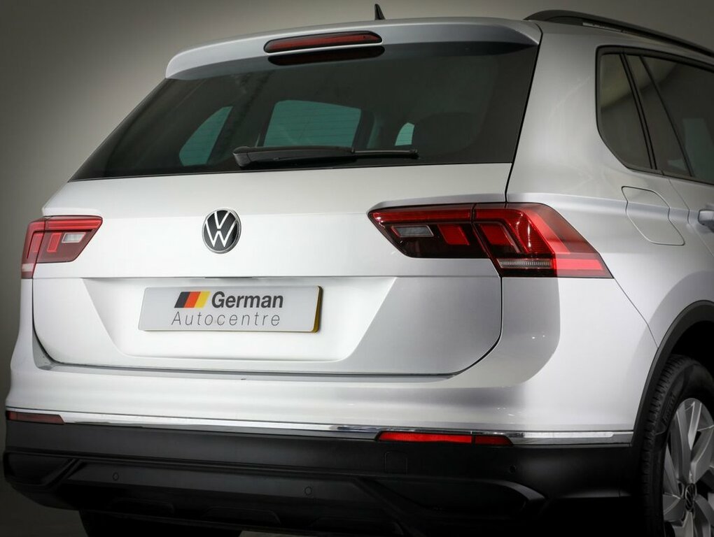 Volkswagen Tiguan 1.5L Life Silver #5