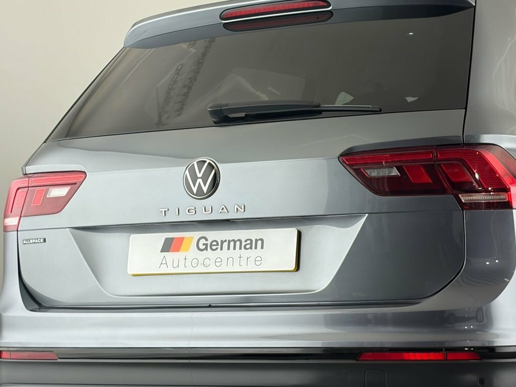 Volkswagen Tiguan Allspace 1.5L Life Grey #5