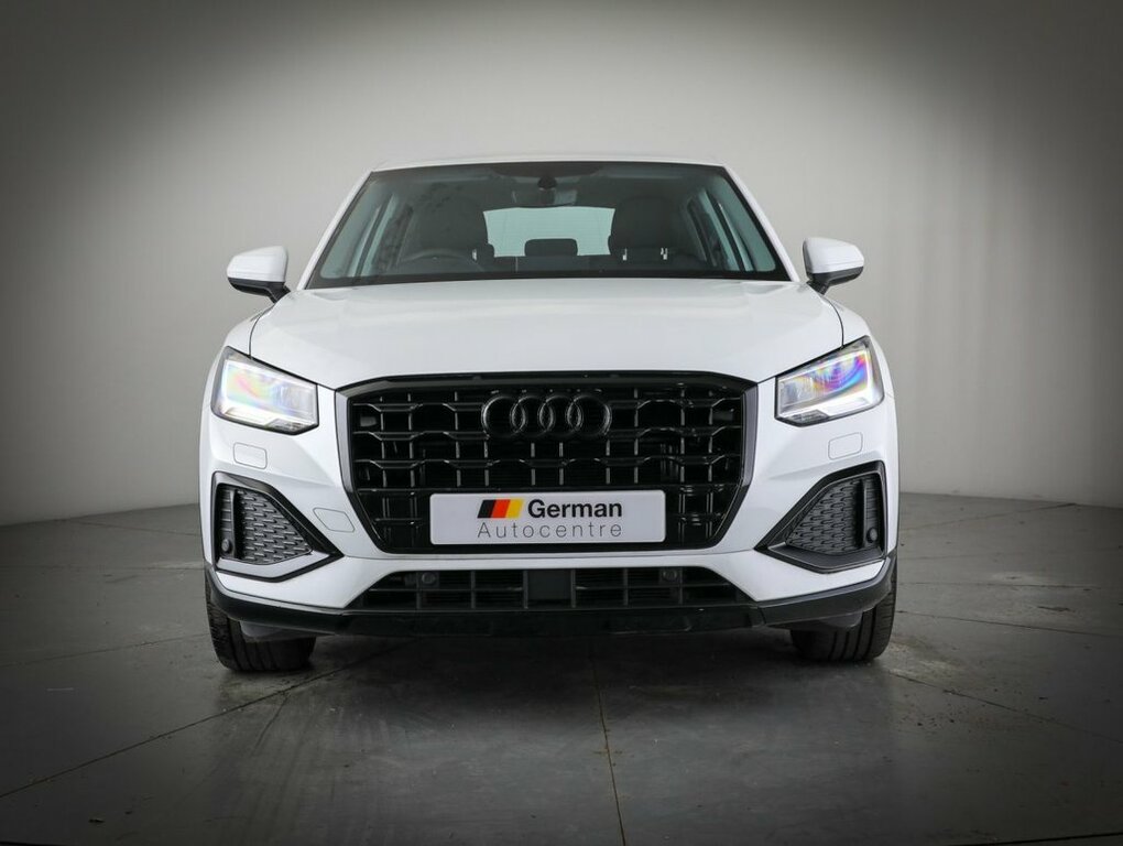 Audi Q2 1.5L Sport White #4