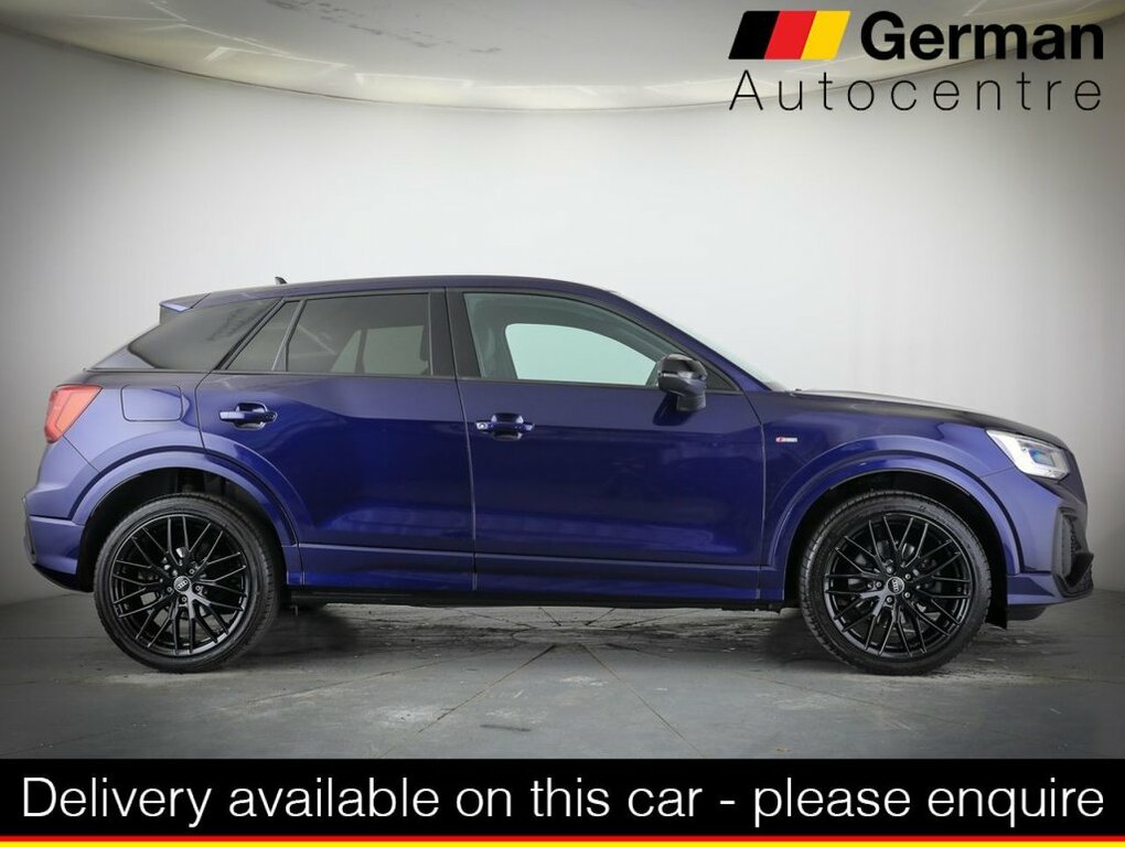Audi Q2 1.5L Black Edition Blue #2