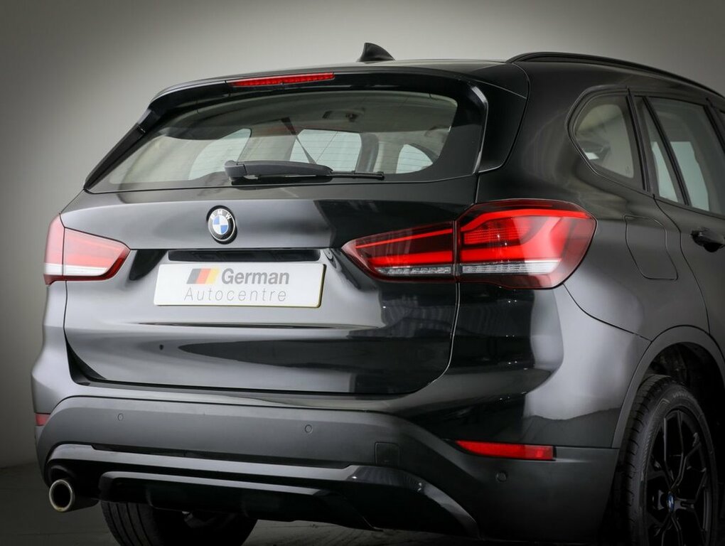 BMW X1 1.5L Xline Black #5