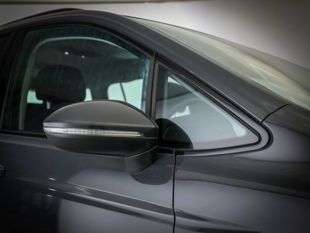 Volkswagen Touran Se Grey #9