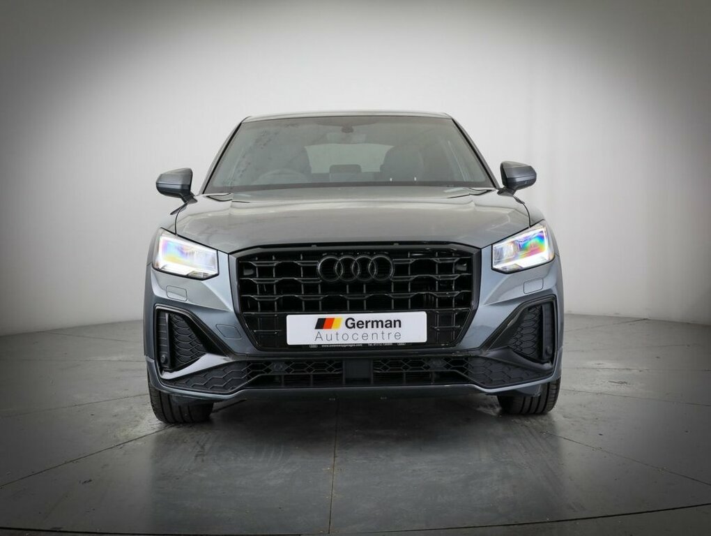 Audi Q2 1.5L S Line Grey #4